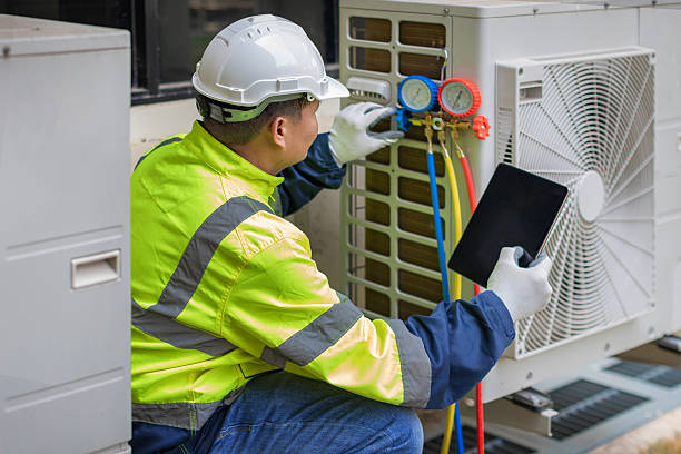 Professional Hvac technician working in Virden, IL